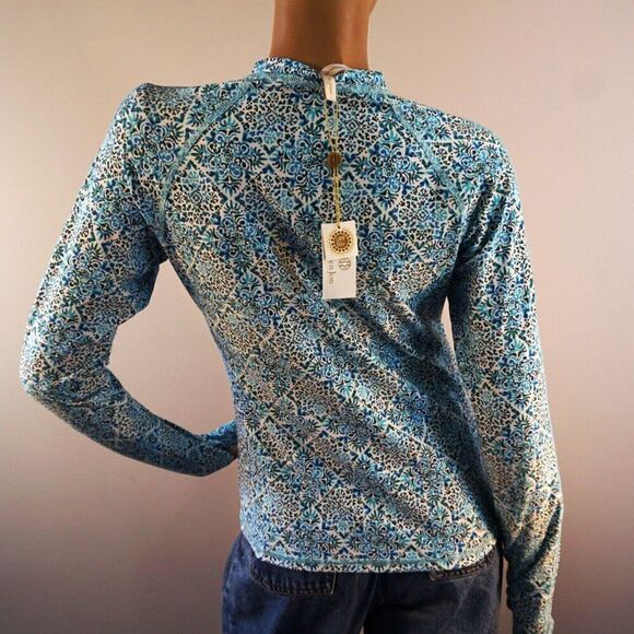 HELEN JON Sz L Beach Break Rash Guard Upf 50+ Montrose $144 Swim Shirt NWT - Picture 4 of 11